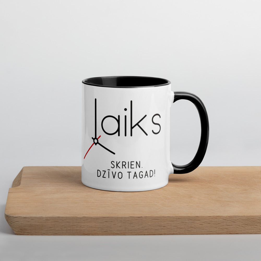 Ar melnu iekšpusi · vide – Laiks skrien. Dzīvo tagad!