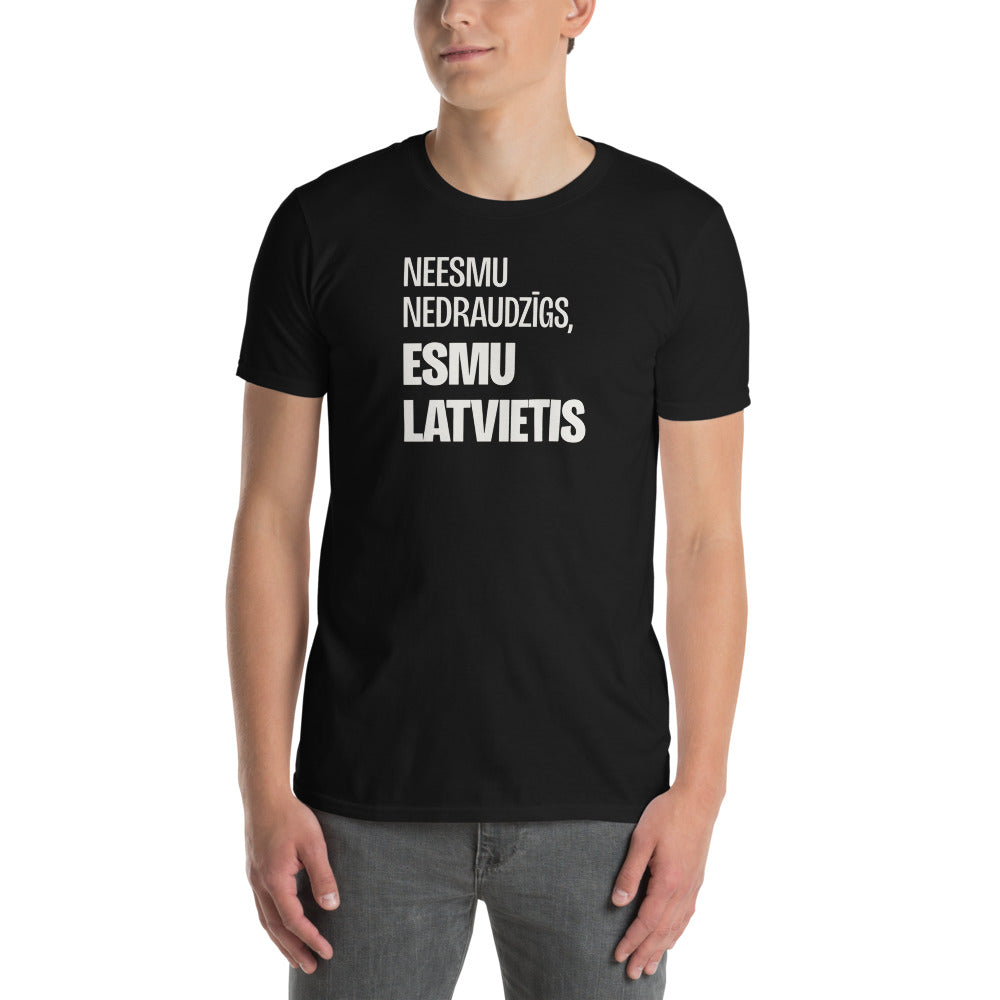 Melns · Klasiskais · vīrietis – Neesmu nedraudzīgs, esmu latvietis